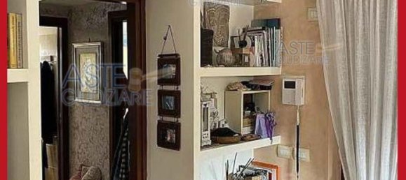 5 bedrooms Apartment in Rome, Italy No. 334130 8