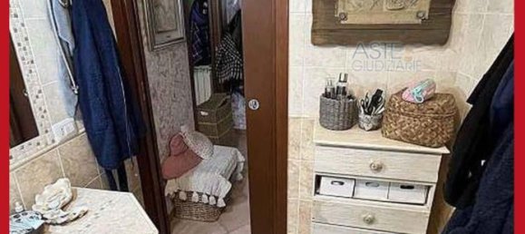 5 bedrooms Apartment in Rome, Italy No. 334130 31