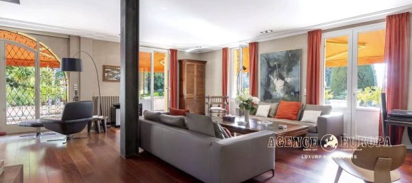 4 bedrooms Villa in Le Cannet, France No. 219657 3