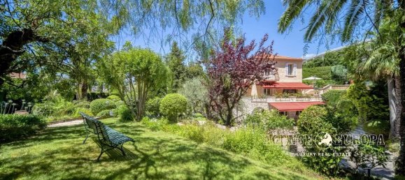 4 bedrooms Villa in Le Cannet, France No. 219657 10