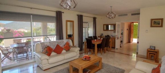 5 bedrooms Villa in Coin, Spain No. 79261 6