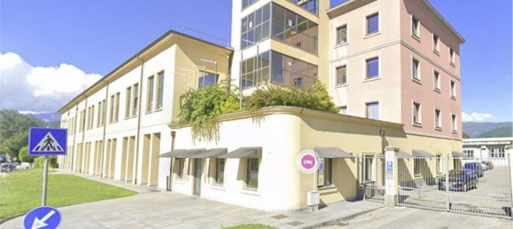 4-salle Appartement à Pinerolo, Italy No. 212035 2