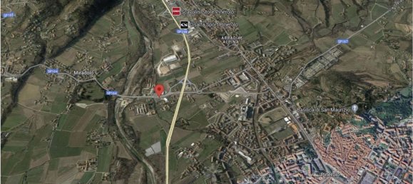 4-salle Appartement à Pinerolo, Italy No. 212035 5