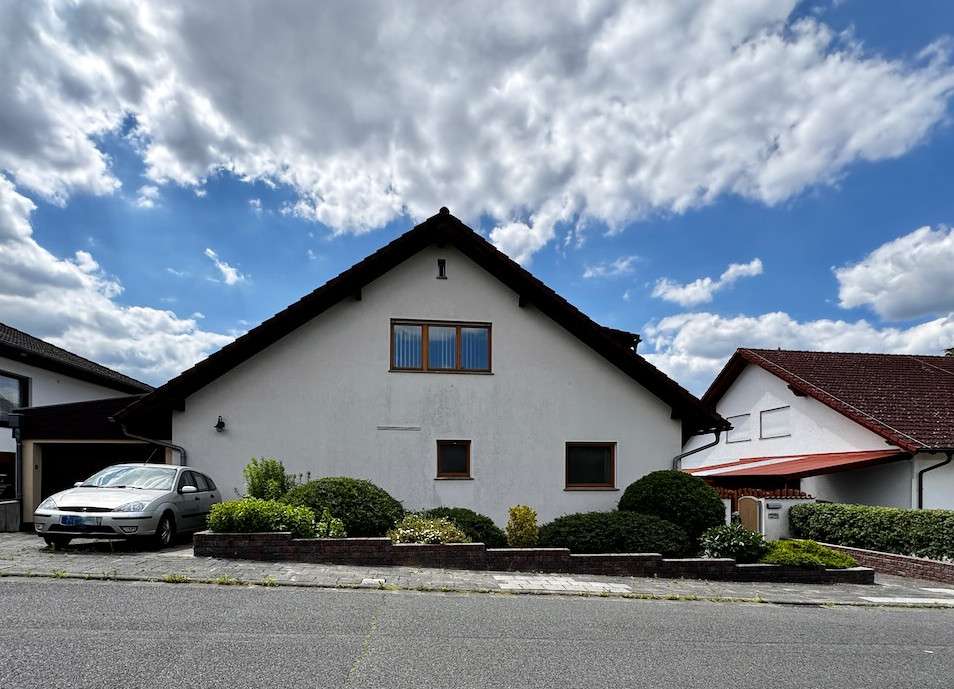 8غرفة منزل في Darmstadt-Dieburg, Germany رقم 177872