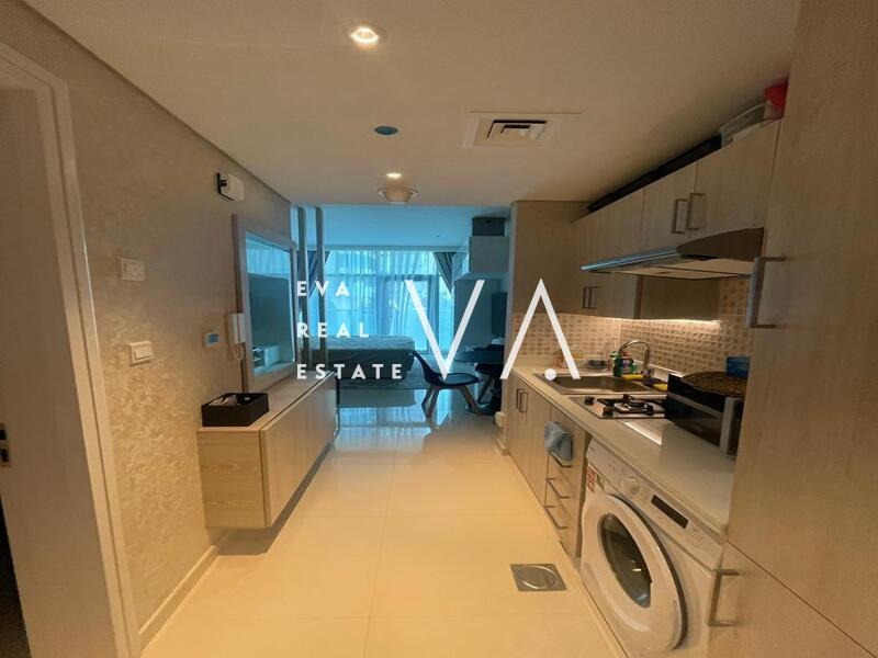 Studio in Palm Jumeirah, UAE No. 103037