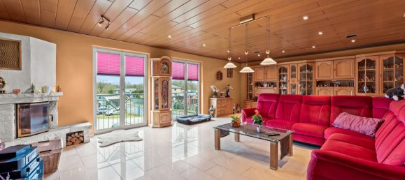 Здание с 5 спальнями в Cuxhaven, Германия № 44188 7