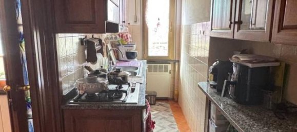 4 rooms Apartment in Santa Maria a Monte, Italy No. 40287 8