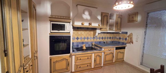 4 bedrooms Apartment in Nimes, France No. 342698 6