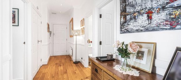 2 bedrooms Apartment in London, United Kingdom No. 6646 2