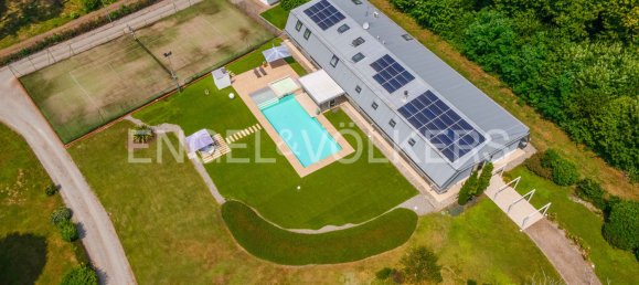 4 bedrooms House in Borgo Ticino, Italy No. 67626 45