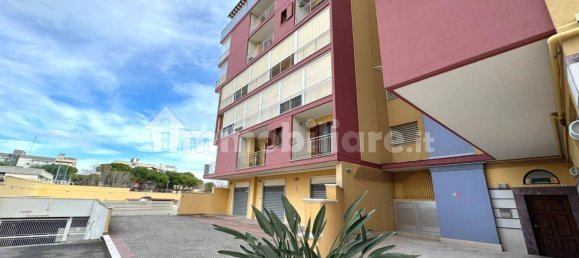 2 bedrooms Penthouse in Barletta, Italy No. 21041 2