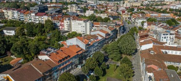 Gewerbliche Immobilie in Braga, Portugal 258m², Nr. 60259 14