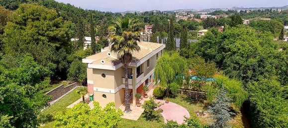 3 dormitorios villa en venta en Corfu, Central Corfu and Diapontian Islands, Corfu, Ionian Islands, Peloponnese, Western Greece and the Ionian, Greece № 5435 2