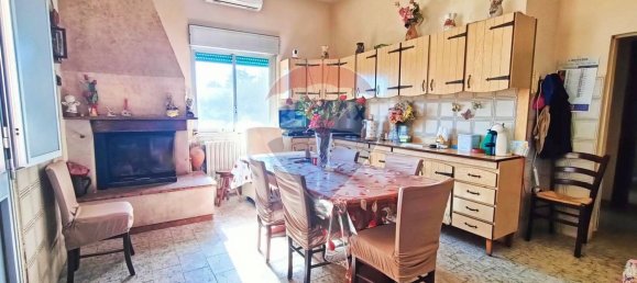 Villa de 3 habitaciónes en Brindisi, Italy No. 282461 4