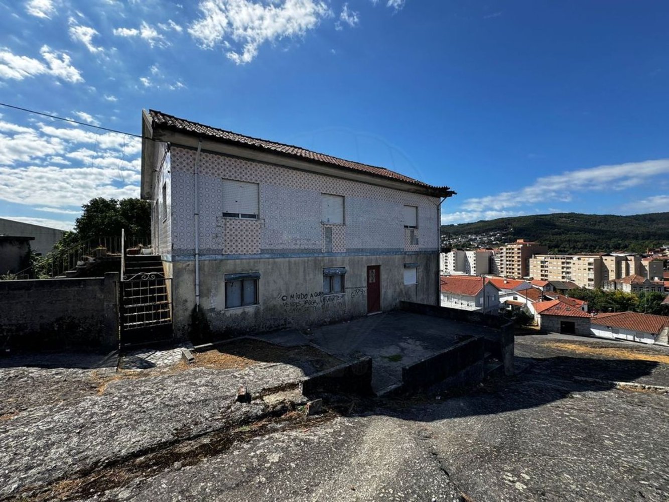 5 bedrooms House in Lanhoso, Portugal No. 178427