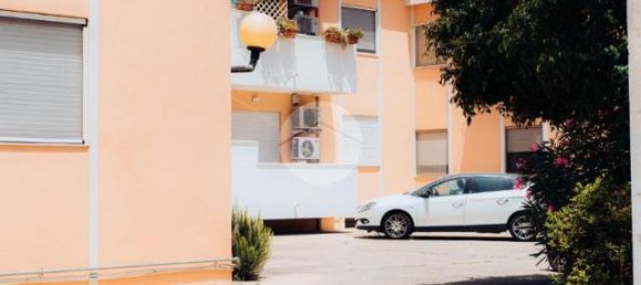 Квартира с 3 комнатами в Кальяри, Италия № 171653 3