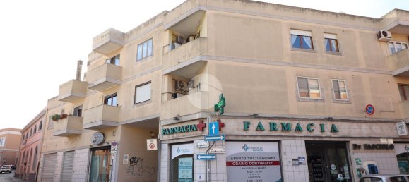 Квартира с 3 комнатами в Кальяри, Италия № 171653 29