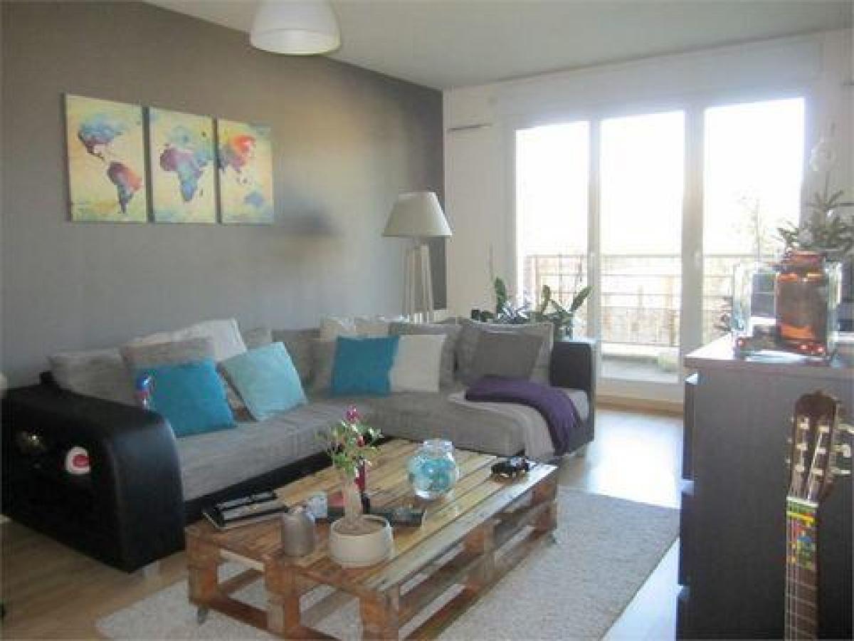 2 bedrooms Condo in Chartres, France No. 11983