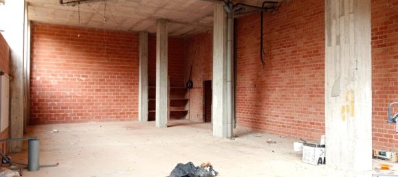 Gewerbliche Immobilie in Alicante, Spain 143m², Nr. 185800 3