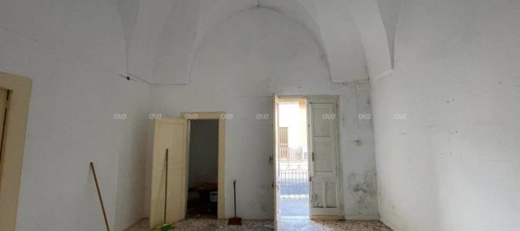 10 rooms Apartment in Galatina, Italy No. 28826 20