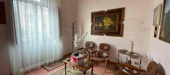 10 rooms Apartment in Galatina, Italy No. 28826 5