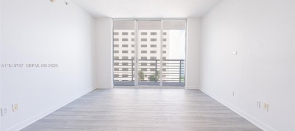 2 dormitorios propiedad comercial en venta en Miami, Miami-Dade, Florida, USA № 614500 9