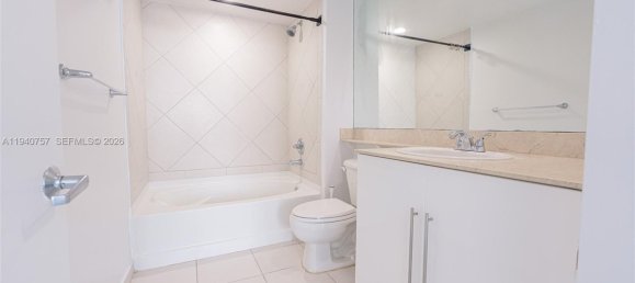 2 dormitorios propiedad comercial en venta en Miami, Miami-Dade, Florida, USA № 614500 3