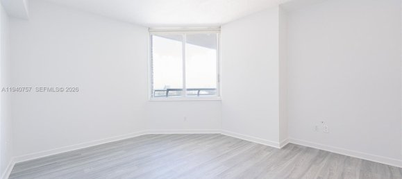 2 dormitorios propiedad comercial en venta en Miami, Miami-Dade, Florida, USA № 614500 8