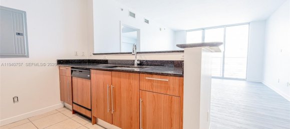 2 dormitorios propiedad comercial en venta en Miami, Miami-Dade, Florida, USA № 614500 16