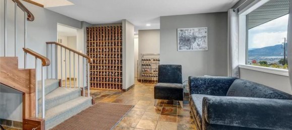 2 bedrooms House in British Columbia, Canada No. 1172 7