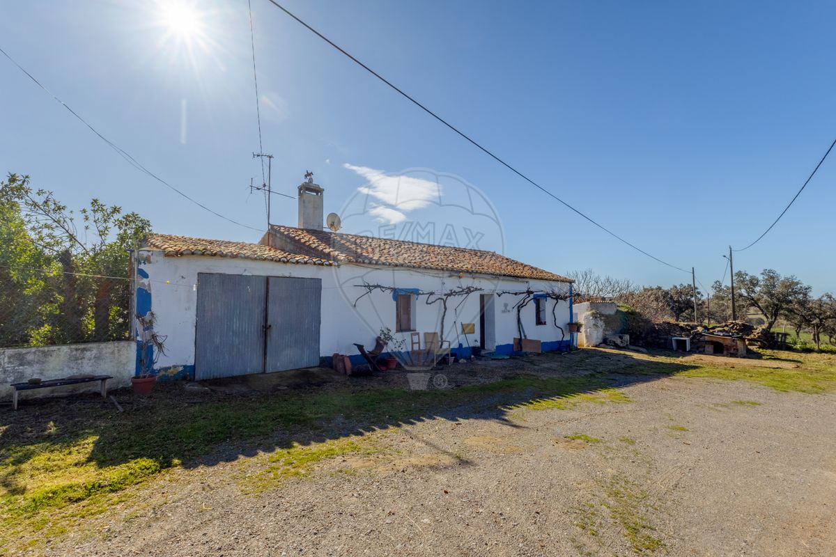 3 bedrooms House in Ourique, Portugal No. 188783