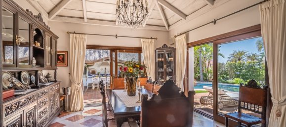 6 bedrooms Villa in Marbella, Spain No. 111393 6