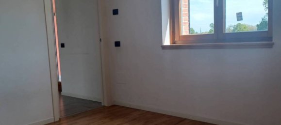 2 bedrooms Apartment in Parma, Italy No. 280807 10