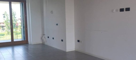 2 bedrooms Apartment in Parma, Italy No. 280807 23