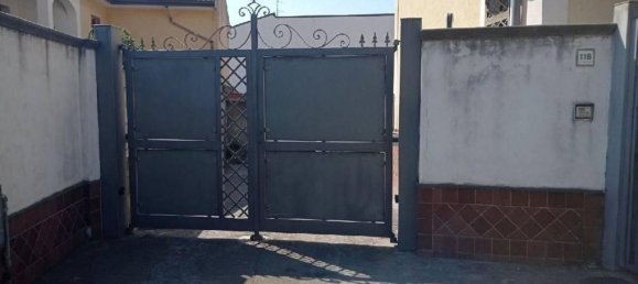 Villa de 5 dormitorios en Mascalucia, Italy No. 324635 2