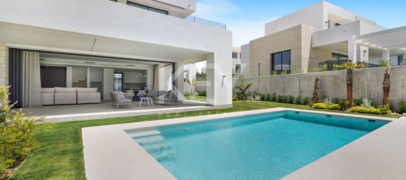 6 bedrooms Villa in Marbella, Spain No. 109023 44
