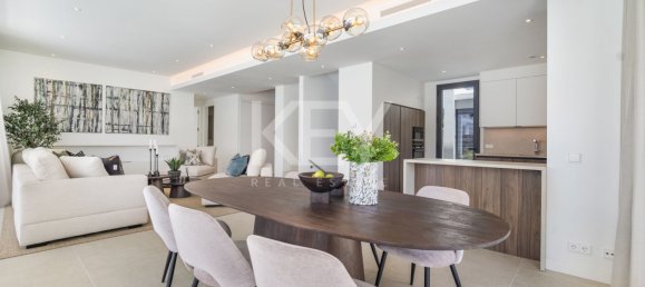 6 bedrooms Villa in Marbella, Spain No. 109023 3