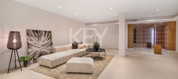 6 bedrooms Villa in Marbella, Spain No. 109023 10