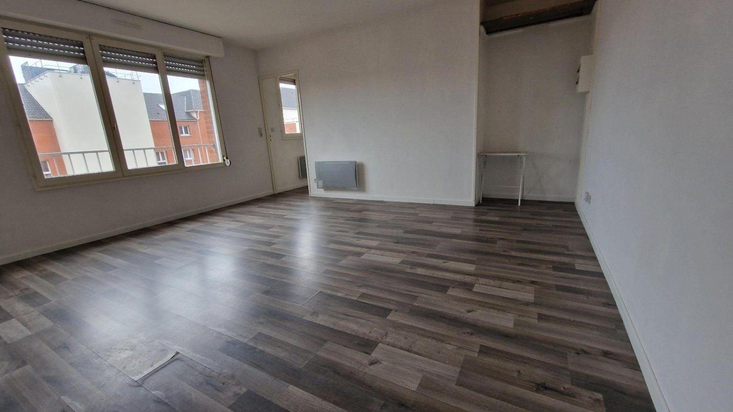 1 غرف نوم شقة في Bruay-la-Buissiere, France رقم 247686