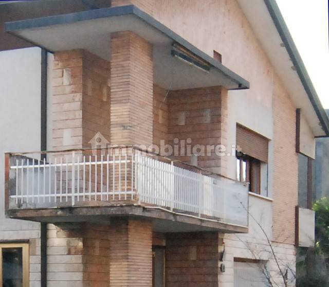 9 bedrooms Villa in Reggio Emilia, Italy No. 121604