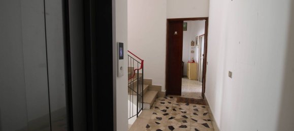 3 bedrooms Apartment in Florence, Italy No. 378059 19