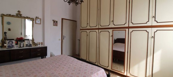 3 bedrooms Apartment in Florence, Italy No. 378059 12