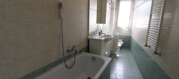 3 bedrooms Apartment in Florence, Italy No. 378059 15