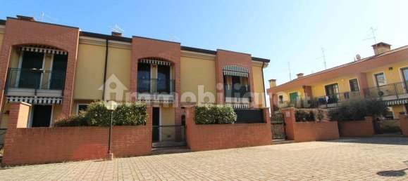 3 bedrooms Villa in Verona, Italy No. 322716 50