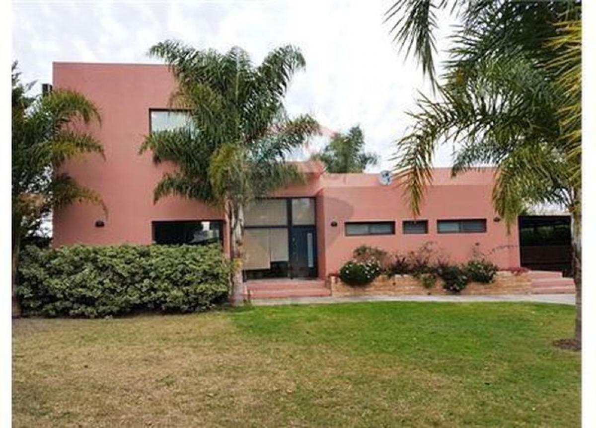 4 bedrooms House in Tigre, Argentina No. 8854