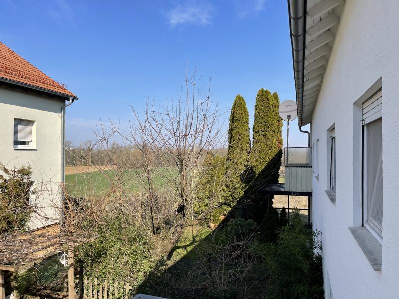 Apartamento de 3 habitaciónes en Rems-Murr-Kreis, Germany No. 107604