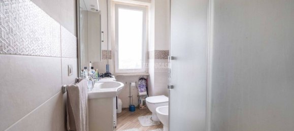 2 Schlafzimmer Wohnung in Novara, Italy, Nr. 284181 16