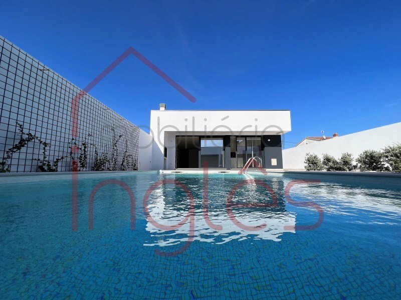 3 bedrooms House in Cartaxo, Portugal No. 142622