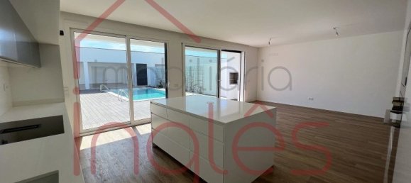 3 bedrooms House in Cartaxo, Portugal No. 142622 13