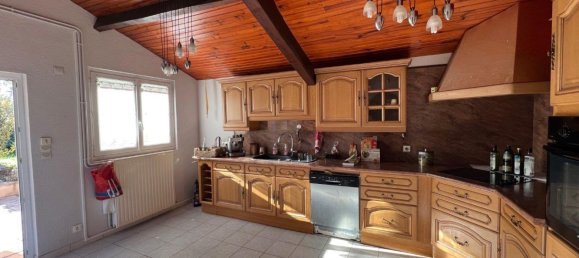 Дом с 3 спальнями в Saint-Maixent-l'Ecole, Франция № 361787 6